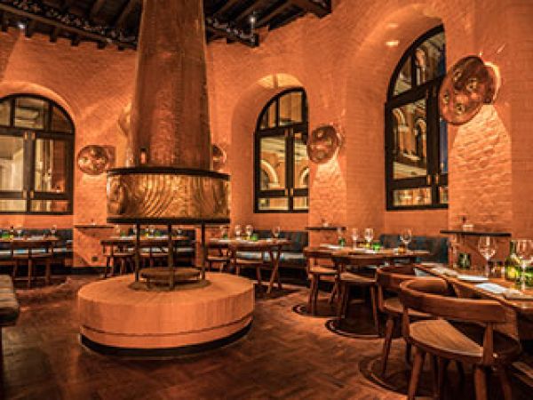 Hotel Yak & Yeti Dining